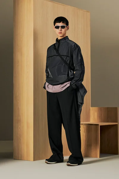 Look 19